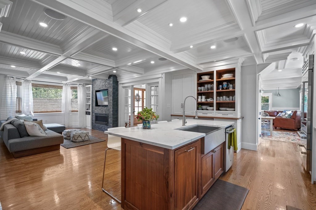 1016 Brook Road Milton, MA 02186 - Photo 16 of 39