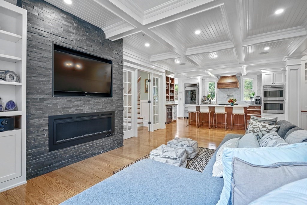 1016 Brook Road Milton, MA 02186 - Photo 20 of 39