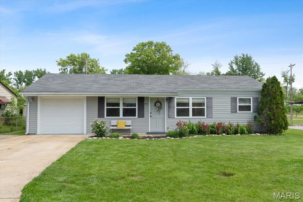 307 Weber Drive Eureka, MO 63025 - Photo 1 of 41