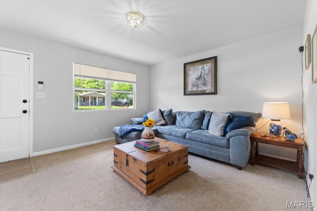 307 Weber Drive Eureka, MO 63025 - Photo 7 of 41