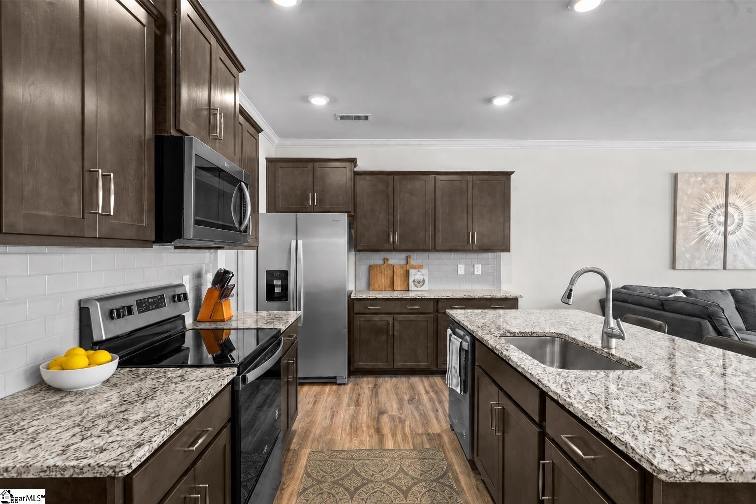 433 Yellow Fox Road Greer, SC 29650 - Photo 7 of 26 Gallery Image 7