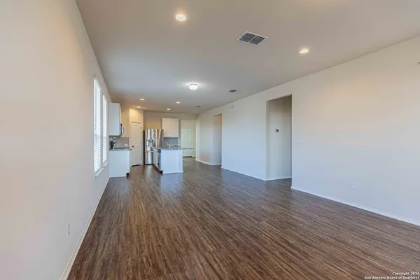 $2,350 | 11219 Pomona Park, San Antonio, TX 78249
