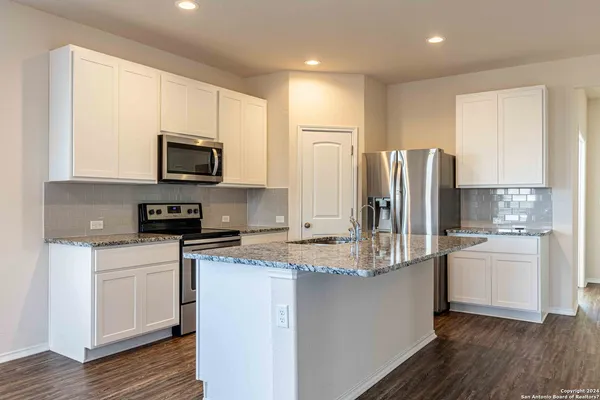 $2,350 | 11219 Pomona Park, San Antonio, TX 78249