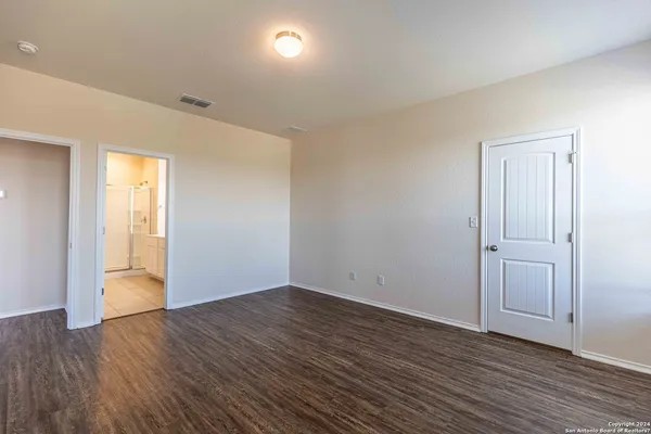 $2,350 | 11219 Pomona Park, San Antonio, TX 78249