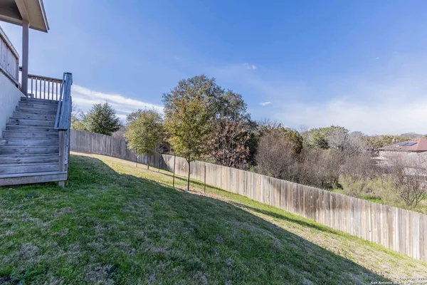 $2,350 | 11219 Pomona Park, San Antonio, TX 78249