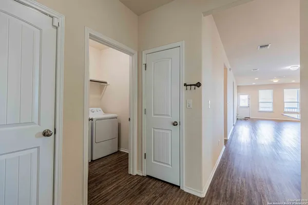 $2,350 | 11219 Pomona Park, San Antonio, TX 78249