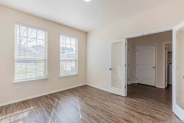 $2,350 | 11219 Pomona Park, San Antonio, TX 78249
