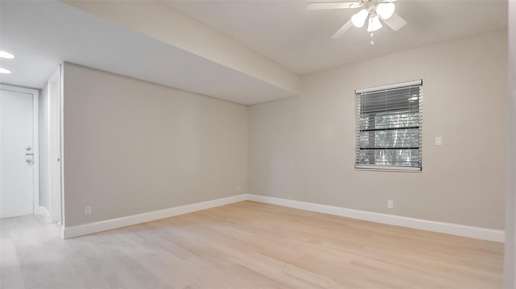 600 Southwest 19th Street Fort Lauderdale, FL 33315 - Photo 17 of 24 an empty room with a window
