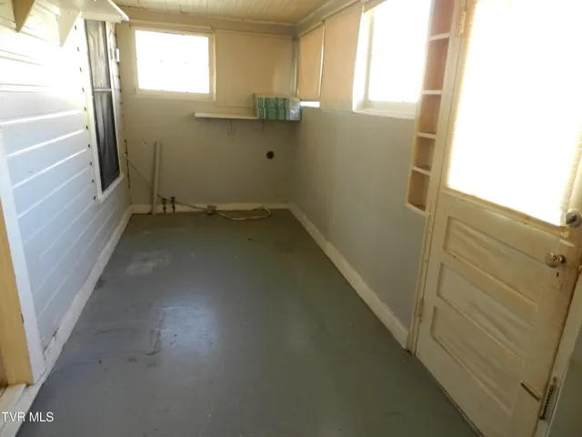 $399,000 | 200-202 Main Street West, Mount Carmel, TN 37645