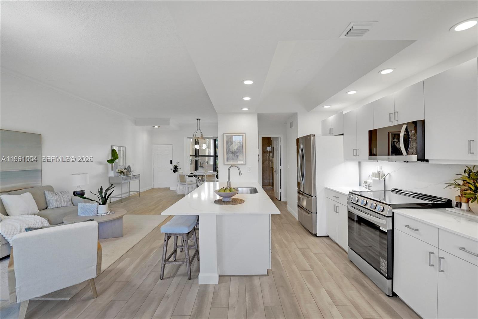 7460 La Paz Boulevard, Unit 202 Boca Raton, FL 33433 - Photo 21 of 71