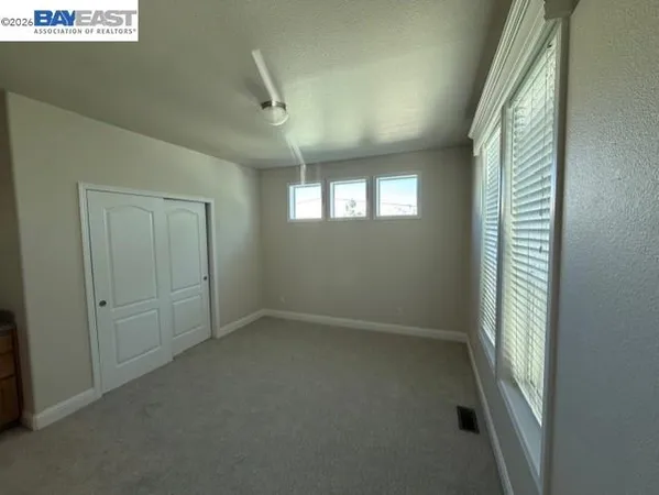 $199,900 | 3263 Vineyard Avenue, Unit 200, Pleasanton, CA 94566