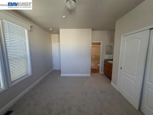 $199,900 | 3263 Vineyard Avenue, Unit 200, Pleasanton, CA 94566