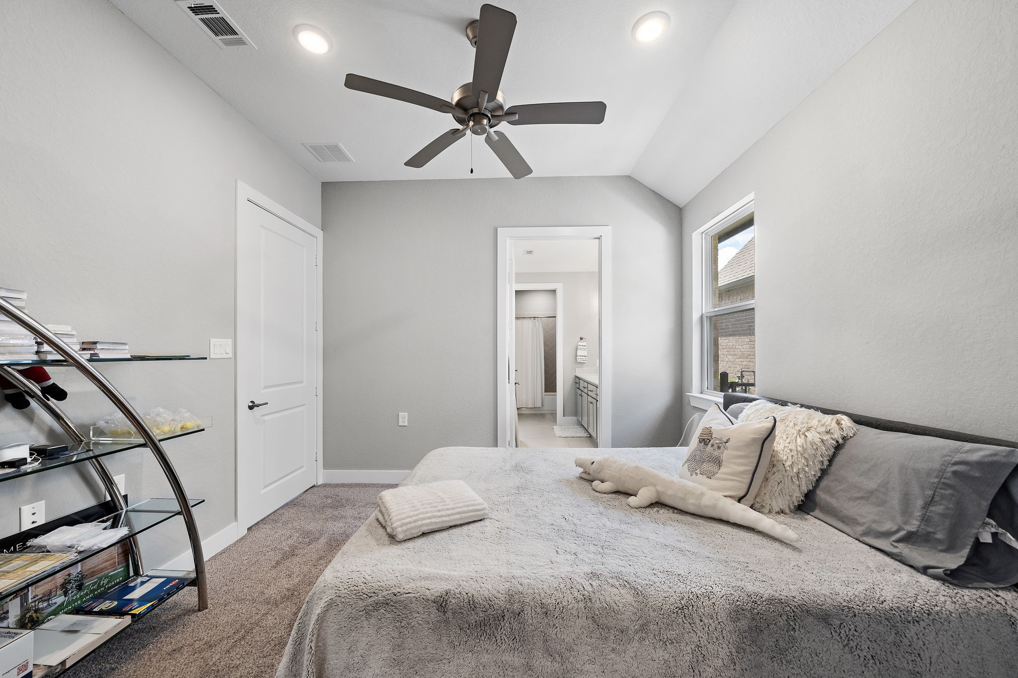 7551 Congress Trl Way Porter, TX 77365 - Photo 22 of 49 3rd bedroom, viewed from a fresh angle