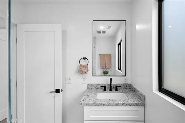 $12,500 | 990 Meadowlark Drive, Laguna Beach, CA 92651