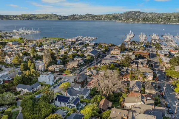 $1,800,000 | 517 Pine Street, Sausalito, CA 94965