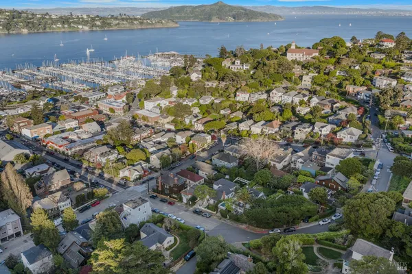 $1,800,000 | 517 Pine Street, Sausalito, CA 94965