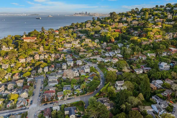 $1,800,000 | 517 Pine Street, Sausalito, CA 94965