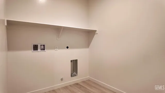 $423,780 | Undisclosed Address, Bakersfield, CA 93307