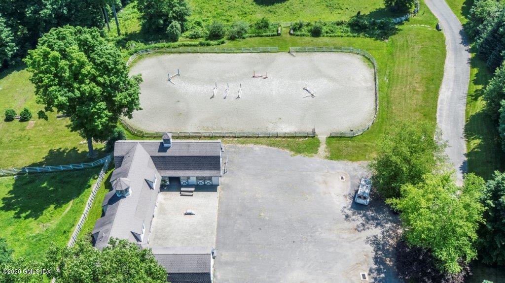 50 Lafrentz Road Greenwich, CT 06831 - Photo 4 of 9 DE_35_Farwell_Ln_Greenwich_CT_DR6_10_201