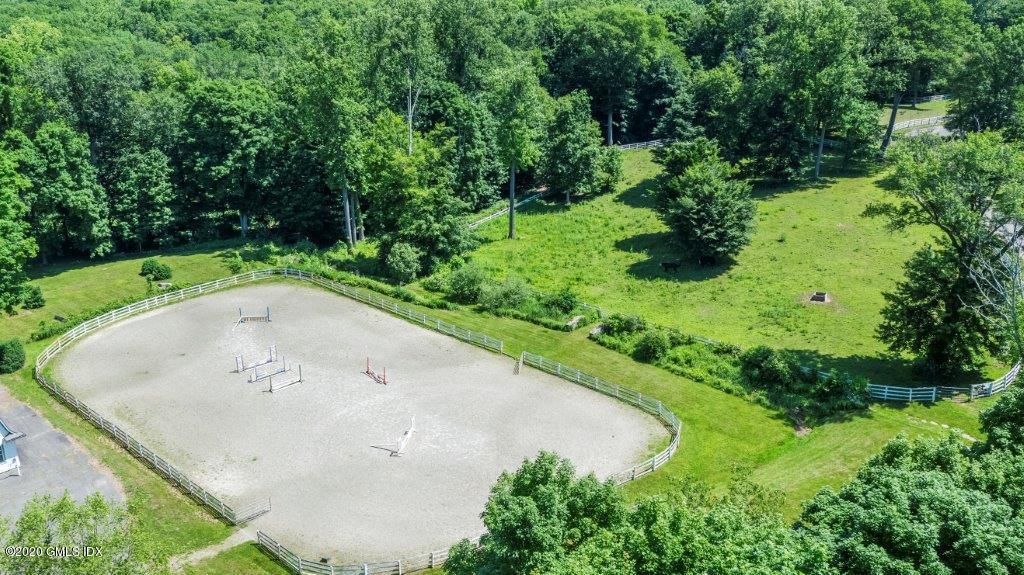50 Lafrentz Road Greenwich, CT 06831 - Photo 5 of 9 DE_35_Farwell_Ln_Greenwich_CT_DR6_12_201