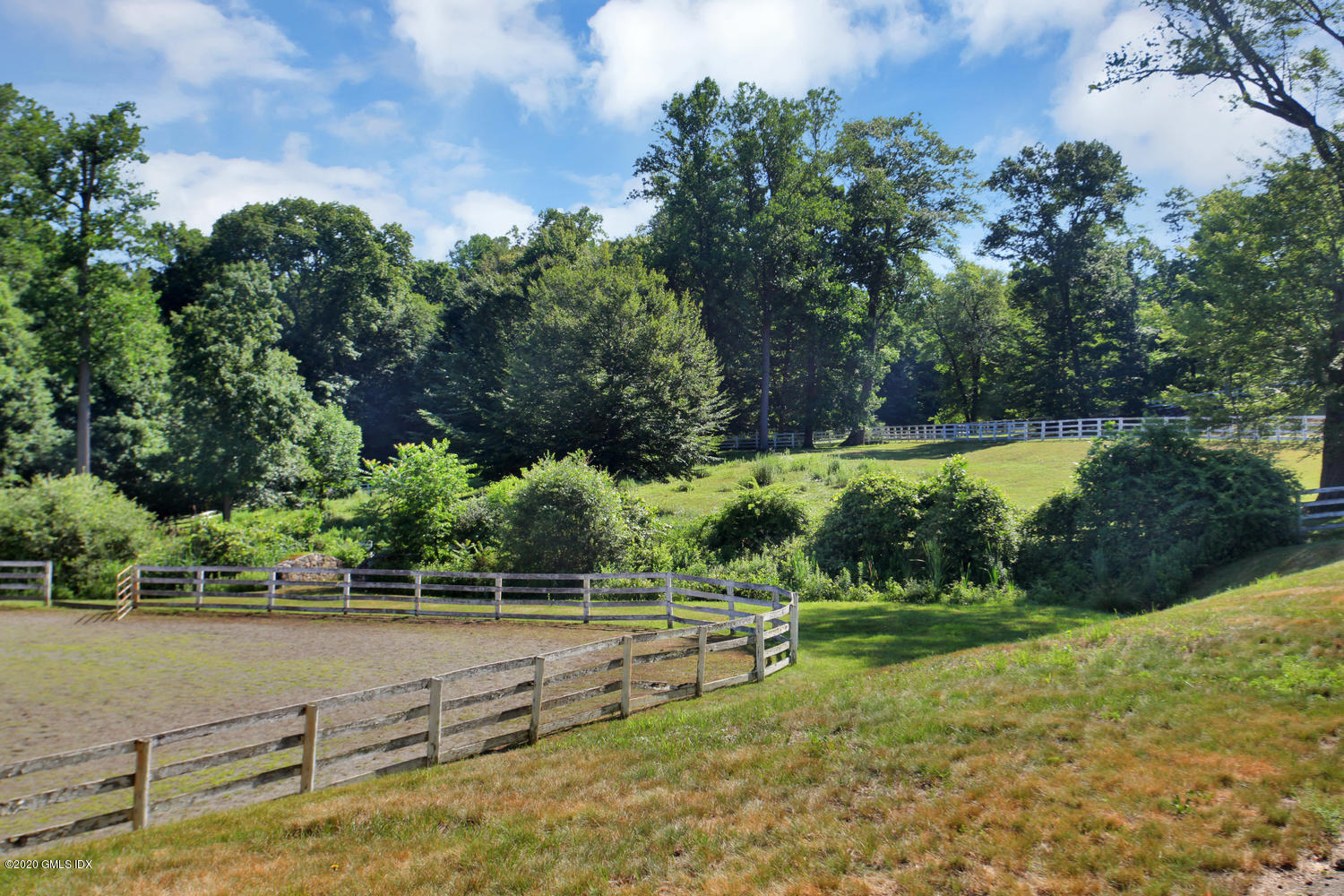 50 Lafrentz Road Greenwich, CT 06831 - Photo 7 of 9 50 Lafrentz Rd Greenwich CT-large-005-00
