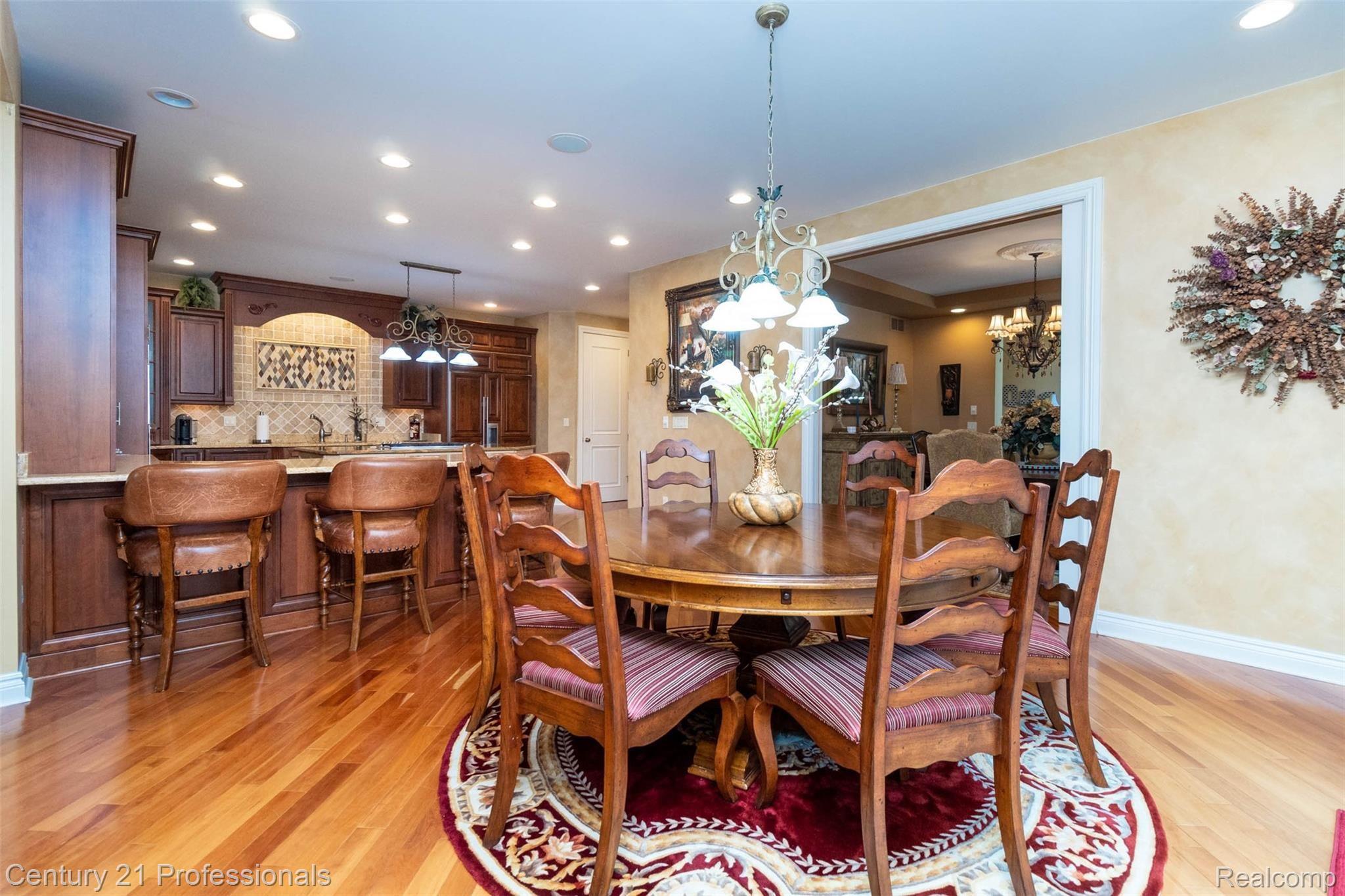 524 Trinway Road Troy, MI 48085 - Photo 29 of 75 Breakfast Nook