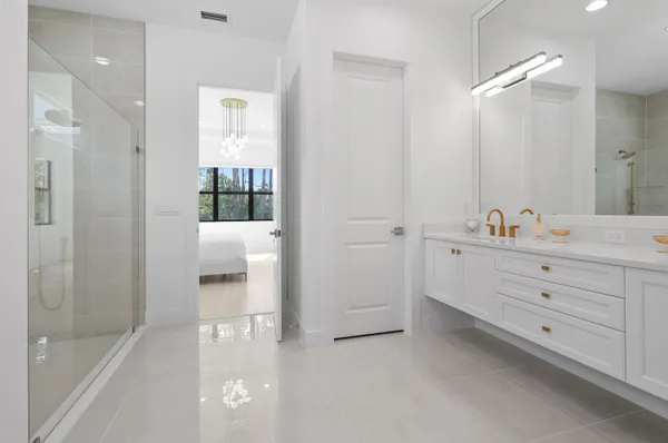 $10,000 | 13214 Artisan Circle, Palm Beach Gardens, FL 33418