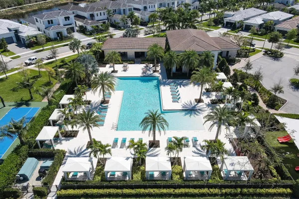 $10,000 | 13214 Artisan Circle, Palm Beach Gardens, FL 33418