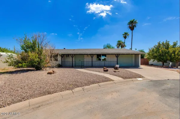 $439,000 | 921 South Roslyn Place, Mesa, AZ 85208