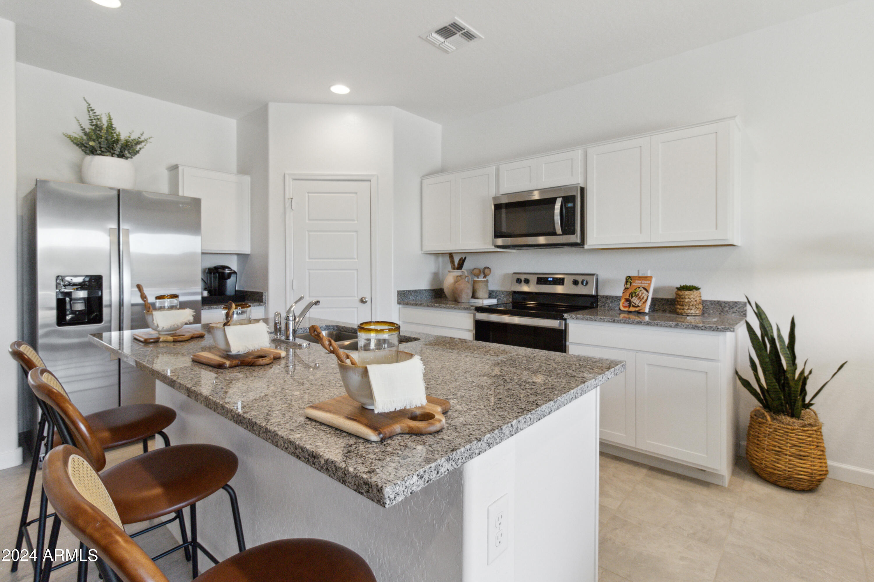 17545 North Ravello Road Maricopa, AZ 85138 - Photo 16 of 38 IMG_0550