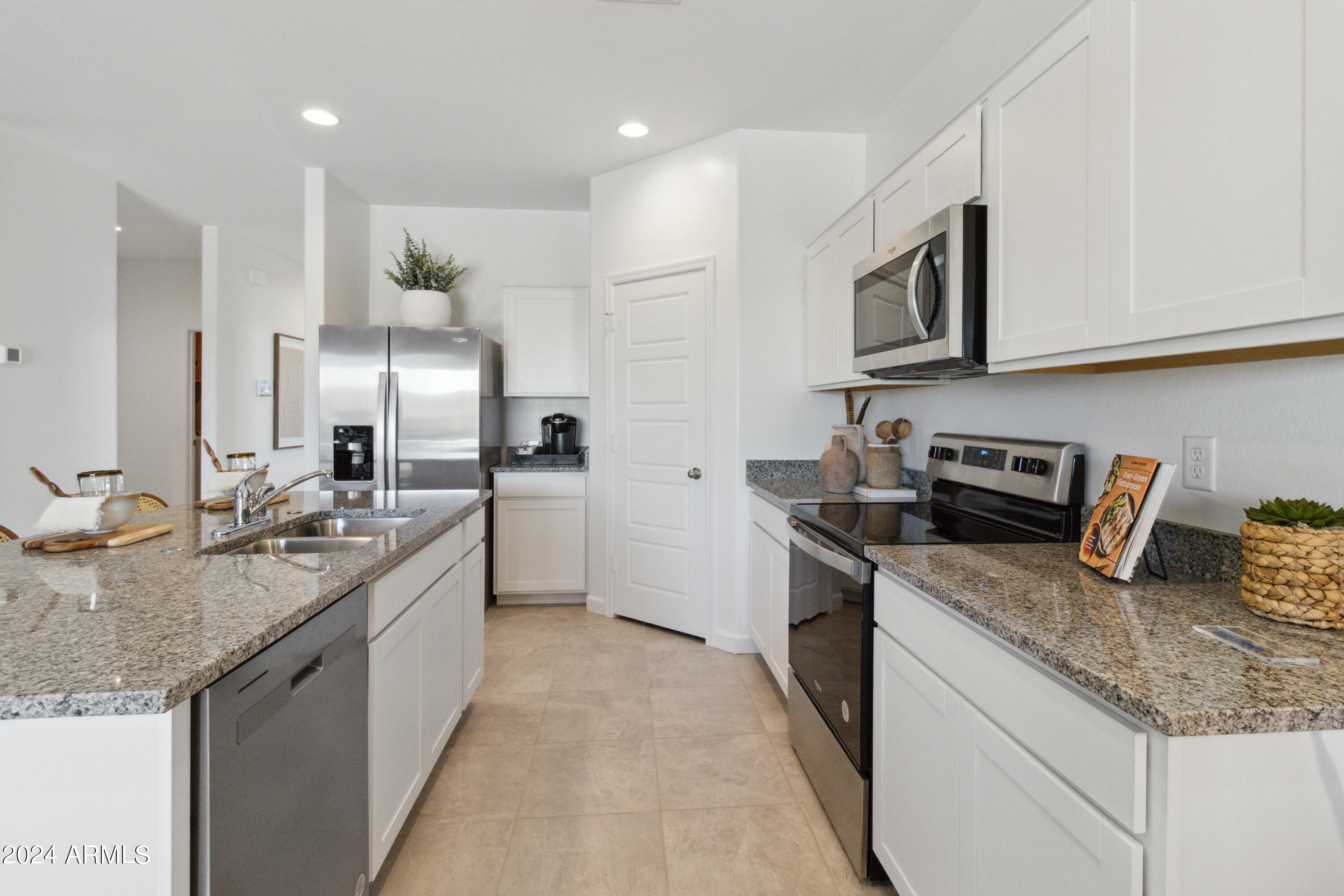 17545 North Ravello Road Maricopa, AZ 85138 - Photo 17 of 38 IMG_0553