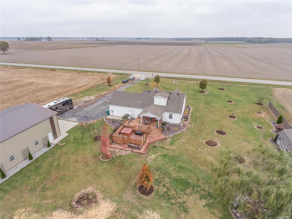 3650 State Rte 4 Lenzburg, IL 62255 - Photo 4 of 43