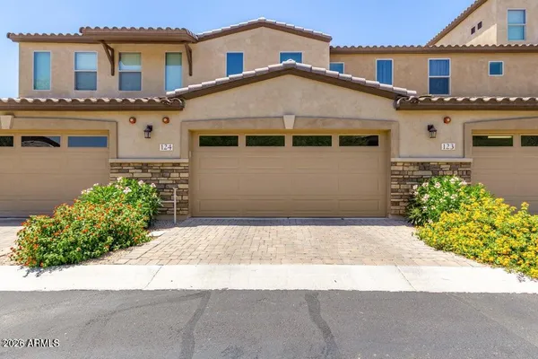 $350,000 | 2821 South Skyline Drive, Unit 124, Mesa, AZ 85212
