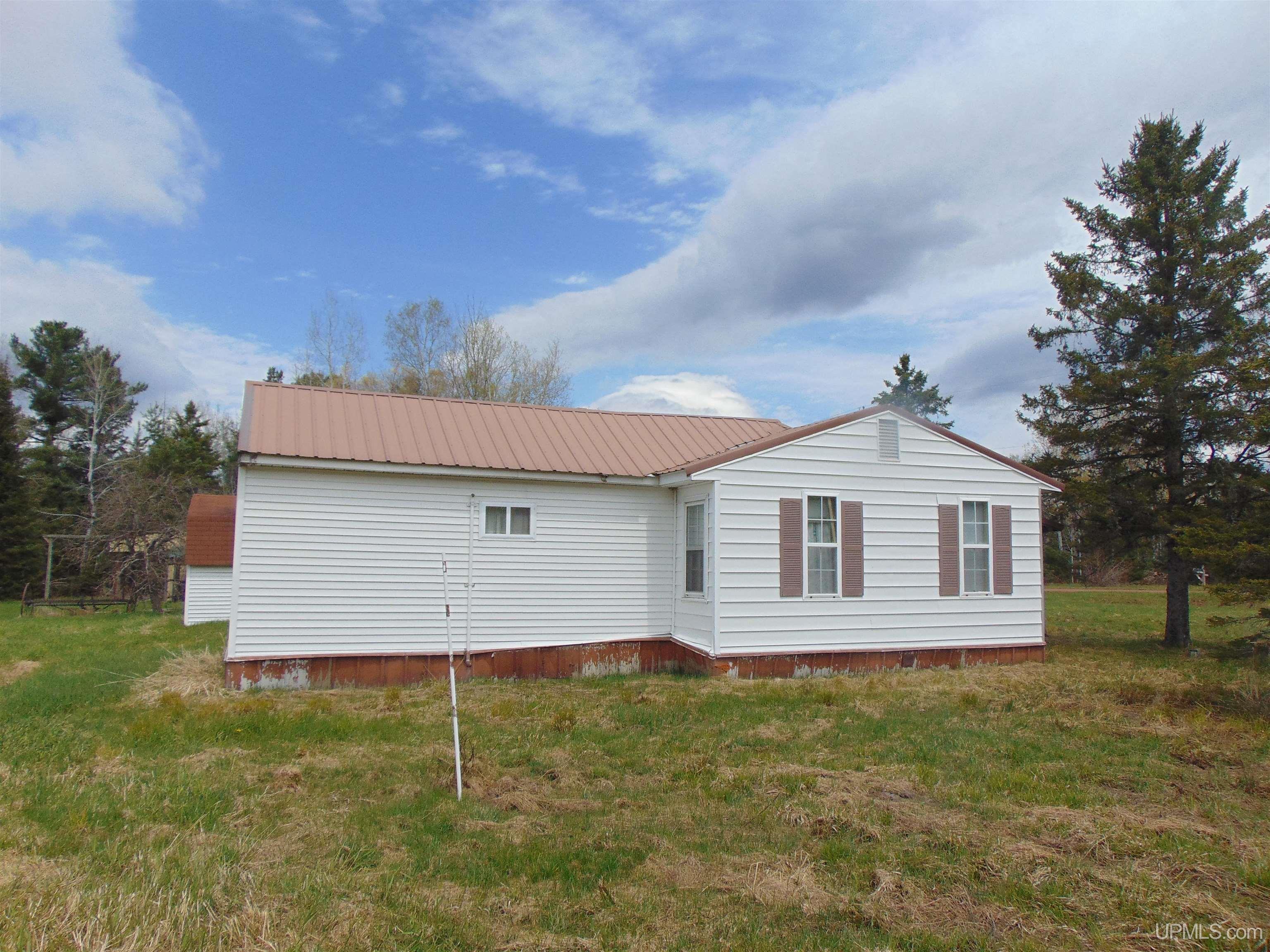 15467 Larson Road Bruce Crossing, MI 49912 - Photo 25 of 44