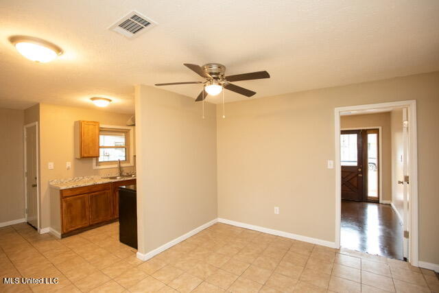 3725 Thomas Jefferson Road Jackson, MS 39213 - Photo 8 of 20 Dinning Area