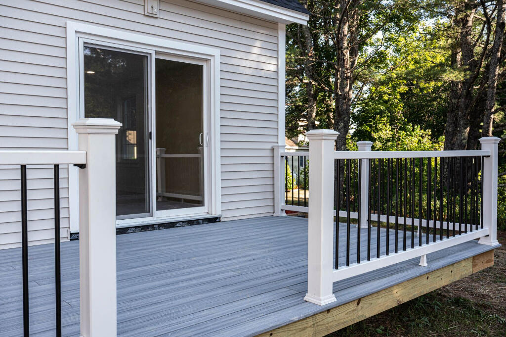 29 Pleasant Street Newcastle, ME 04553 - Photo 27 of 55 26