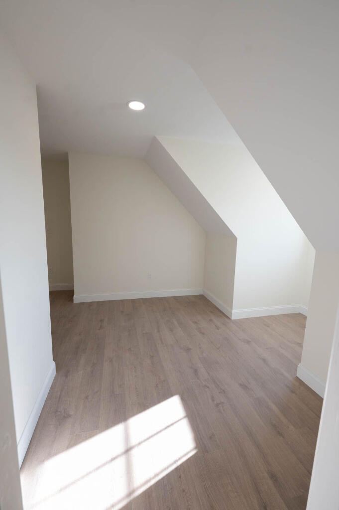 29 Pleasant Street Newcastle, ME 04553 - Photo 28 of 55 27