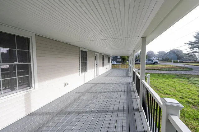 $949,000 | 29 Pleasant Street, Newcastle, ME 04553