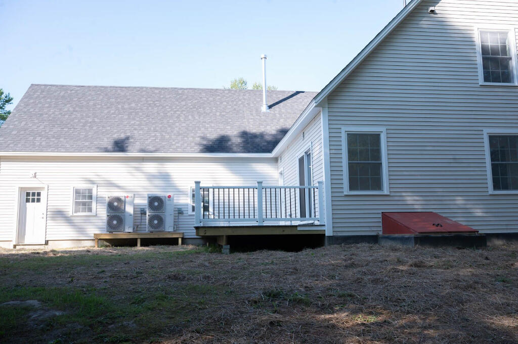 29 Pleasant Street Newcastle, ME 04553 - Photo 47 of 55 46