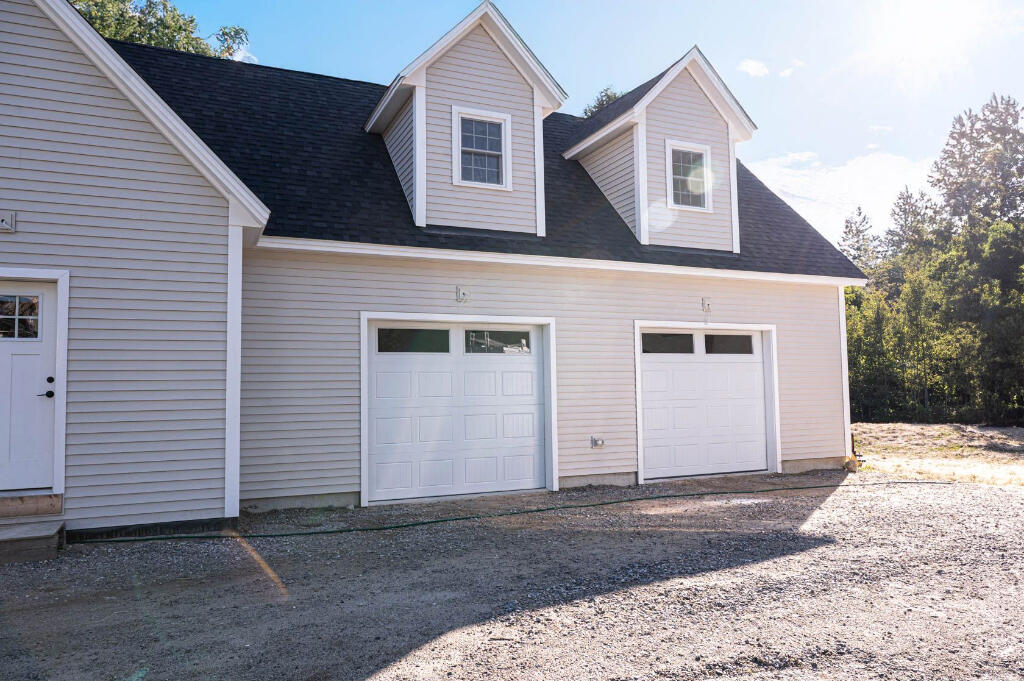 29 Pleasant Street Newcastle, ME 04553 - Photo 5 of 55 04