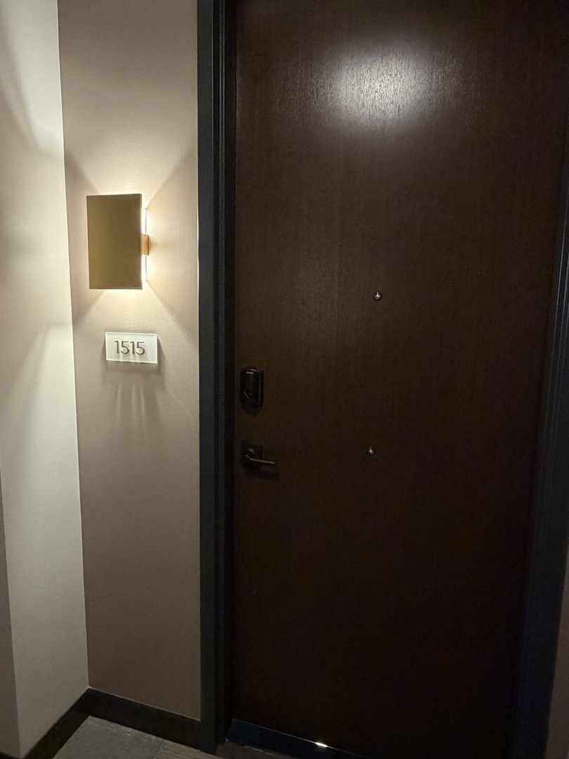 205 South Peoria Street, Unit 1515 Chicago, IL 60607 - Photo 12 of 17 a view of a hallway