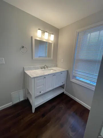 $4,500 | 600 East 1st Street, Bloomington, IN 47401