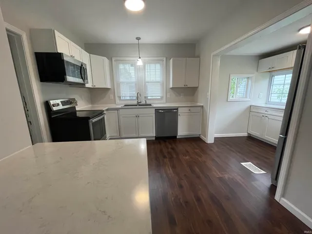 $4,500 | 600 East 1st Street, Bloomington, IN 47401