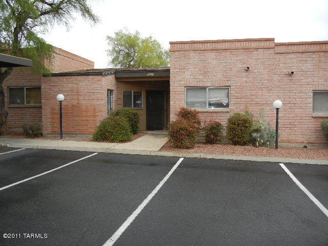 4305 East Presidio Road Tucson, AZ 85712 - Photo 3 of 22