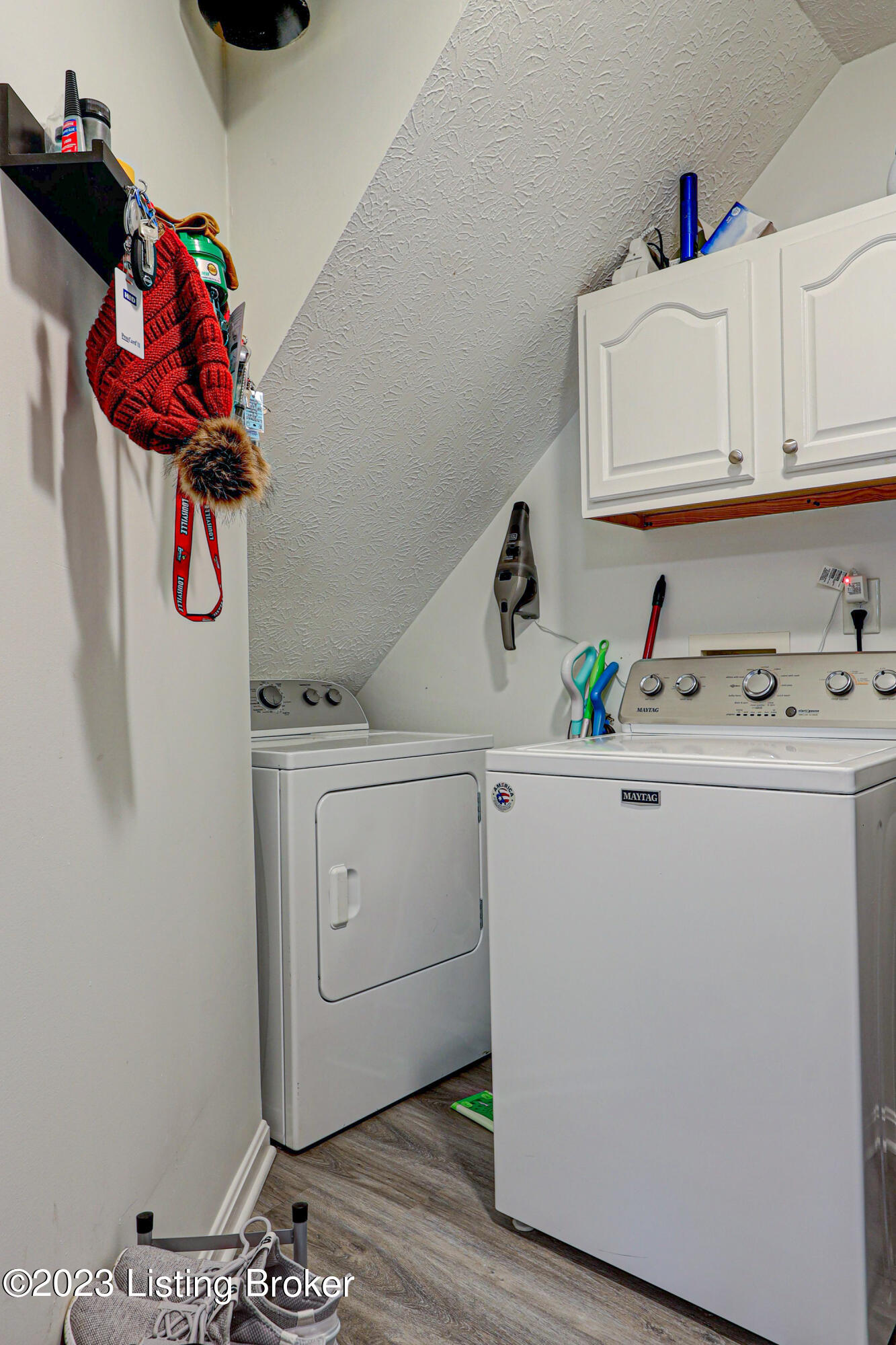 11104 Meadow Run Road Louisville, KY 40229 - Photo 30 of 39 Laundry Room First Floor