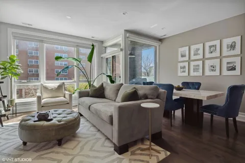 $585,000 | 1448 West Chestnut Street, Unit 2, Chicago, IL 60642