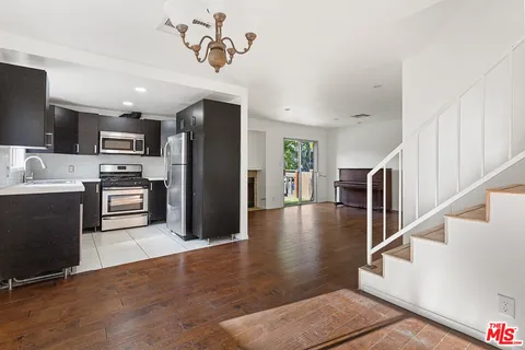 $799,900 | 1628 North Formosa Avenue, Unit A, Los Angeles, CA 90046