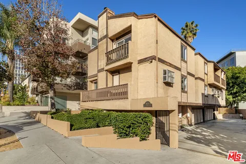 $799,900 | 1628 North Formosa Avenue, Unit A, Los Angeles, CA 90046