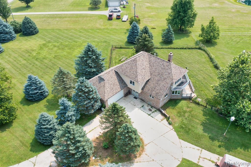 21310 Irwin Road Armada, MI 48005 - Photo 1 of 52