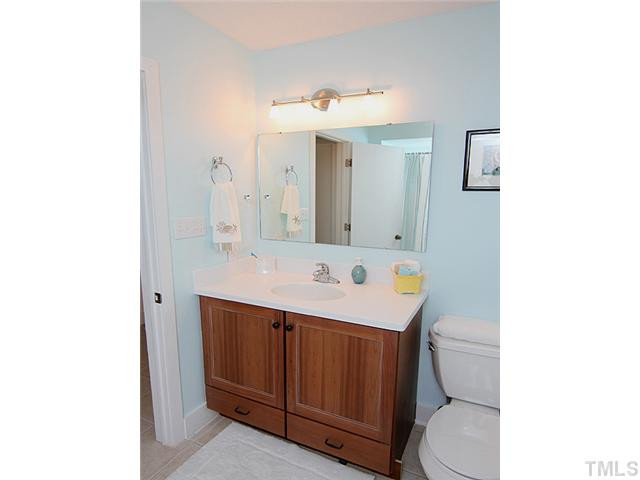 5407 Springfield Drive Raleigh, NC 27609 - Photo 20 of 24 Ensuite bath.